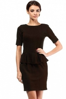 Ciemnobrązowa sukienka o kroju ołówkowym