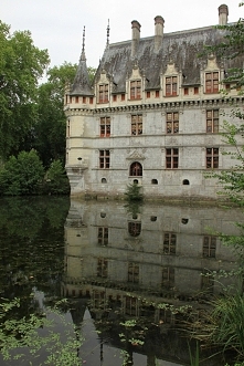 Zamek w Azay-le-Rideau, Francja