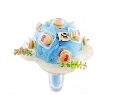 Śmieszny bukiet z żelek w kształcie hamburgerów będzie idealnym prezentem na 18-nastkę, urodziny.
Więcej na kwiatyupominki.net