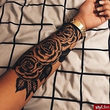 Piękny ! Genialny rękaw może być z niego :)