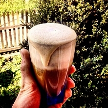 Kawa kuooodporna na poranne pobudzenie.
Mocno kokosowa bo prócz oleju jest jeszcze spienione mleczko kokosowe♥