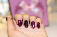 Semilac Burgundy wine