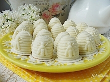 Ule marcepanowe z kajmakiem