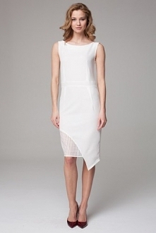 Wieczorowa sukienka oparta ...