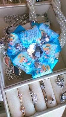 Ręcznie wykonana gumka do włosów Kopciuszek