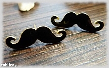 Kolczyki wąsy ^^