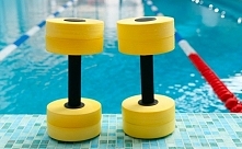 Dlaczego warto ćwiczyć w basenie ? AQUA FITNESS ❤️

Bez względu na to, czy zdecydujemy się na udział w zajęciach grupowych, czy ćwiczyć będziemy na własną rękę, aqua fitness zba...