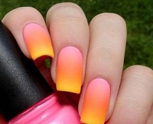 ombre pomarańczowo różowe