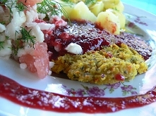 Burger z kaszy jaglanej z kalafiorem