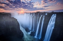 Victoria Waterfall, Granica Zambia - Zimbabwe