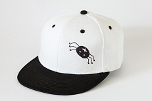 Czapka z daszkiem  snapback z pajakiem