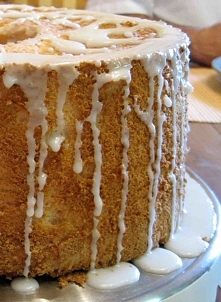 Café au Lait Angel Food Cake: kliknij obrazek, aby przeczytać przepis na kawa.pl