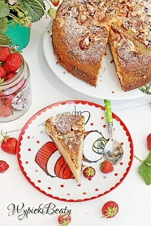 Ciasto z truskawkami i twarogiem