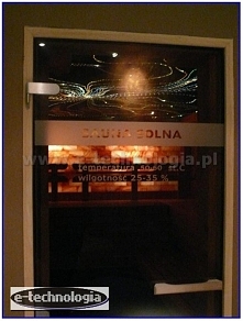 Dekoracje świetlne w saunie mogą pozytywnie wpłynąć na samopoczucie wypoczywających w niej osób. Fala Świetlna to zestaw dedykowany dla ambitnych projektów realizowanych np. w S...