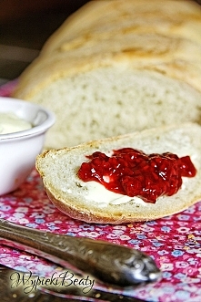 Prosty chleb pszenny