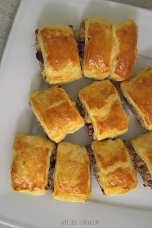 paszteciki z ciasta francuskiego