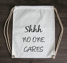 Plecak ekologiczny shhh no one cares.
Littlethings.pl