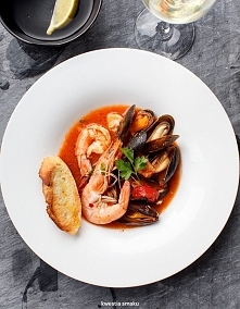 Zuppa di pesce
Włoska zupa rybna z owocami morza
/kliknij w obrazek/