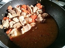 Gulasz z kaszą jaglaną