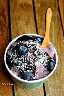 Lody bananowo-borówkowe