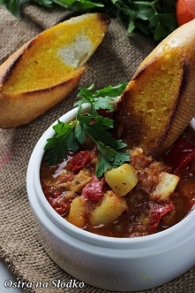 MARMITAKO – Ragoût ziemniaczane z tuńczykiem i pomidorami
/kliknij w zdjęcie/