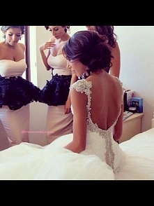 czy ktoś może wie, gdzie mogę kupić taką sukienkę?