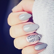 Naklejki na paznokcie:)