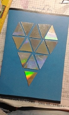 Kolejne ekstra DIY! Nie masz co zrobić ze starą,  porysowana płytą?  Znalazłam dla niej bardzo fajną alternatywę :) wykonanie takiego zeszytu nie jest trudne i czasochłonne,  a ...