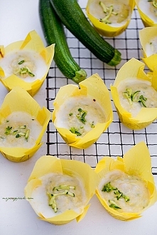 MUFFINY CYTRYNOWE Z CUKINIĄ