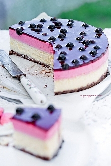 SERNIK CASSIS
z musem z czarnej porzeczki