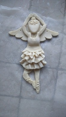 Prima balerina anielina z masy solnej.