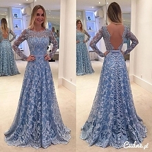 Przepiękna suknia z koronką