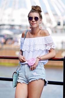 Wakacyjna stylówka, więcej jak zwykle na moim blogu: robertakaaa.blogspot :)