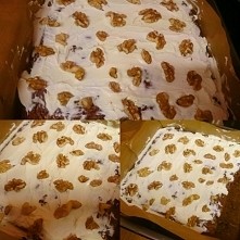 ciasto marchewkowe z lekko słonym serkiem i orzechami włoskimi :D