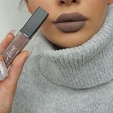 Chce taka albo chociaż taki...