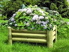 Stojak na kwiaty z surowych...