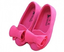 ŚLICZNE BALERINKI DLA DZIECKA DZIEWCZYNKI TRZY KOLORY DO WYBORU DUŻO ROZMIARÓW KOKARDKI MAŁY OBCASIK ZAMSZOWE ELEGANCKIE TYLKO W MODITO POLECAM MODHOUSE KLIKNIJ NA ZDJĘCIE