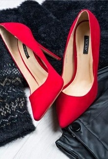 Czerwone szpilki ! Jestem n...