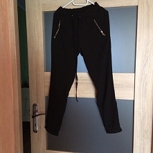 spodnie amisu z zameczkami rozmiar 36 . bardzo dobry stan! priv adriana.lepich@icloud.com