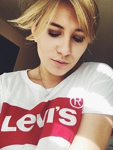 Dziewczyny jakie macie swoje ulubione palety cieni nudę?:* Piszcie w komentarzach! Miłego dnia kochane!❤️