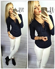 Wiązana bluzka AMEA <3
Kliknij w zdjęcie by przejść do sklepu :-)