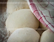 Ciasto drożdżowe do pierogów ruskich