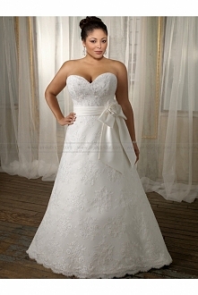 Embroidered Lace Mori Lee Julietta Plus Size Bridal Gown 3104