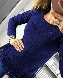 Granatowy z frędzlami :)