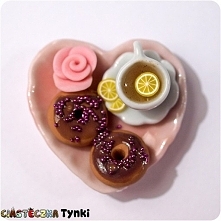 Zapraszam na herbatę i donuty