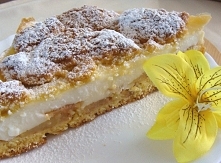 Pani Sylwia przesłała nam swój przepis na szarlotkę z budyniem :)

Po przepis klikamy w fotkę :D