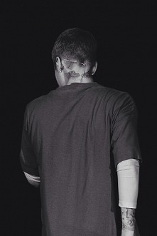 ,,....we don't need no wings to fly....,,<3