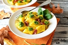 Dzisiejszy przepis nadesłała nam Pani Marta, jest to przepis na dyniowe kopytka z pesto ze szpinaku. 

Po przepis klikamy w fotkę :)