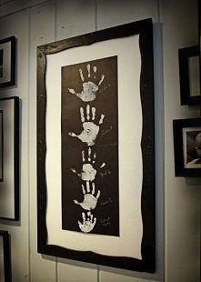 Bardzo elegancka, ale i zarazem będzie świetną pamiątką, idealny pomysł na ścianę.