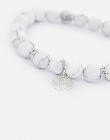 Piękny matowy howlit - lafant.pl <3 idealny pomysł na prezent!

Kliknij w zdjęcie i przejdź do naszego sklepu!